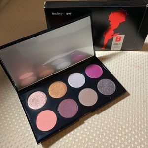Betty Boop x Ipsy eyeshadow palette